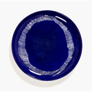 Assiette plate 22 cm bleue rayures blanches